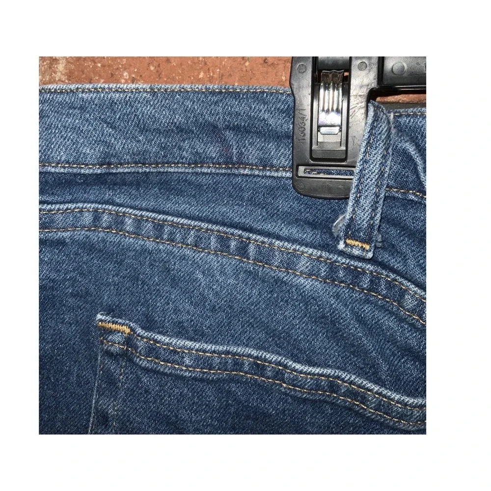 Wrangler Mens Relaxed Fit Denim Shorts Medium Wash Blue 5-Pocket Classic Size 44